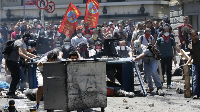 การเดินขบวนประท้วงในตุรกีถือเป็นสัญญาณเตือนภัย